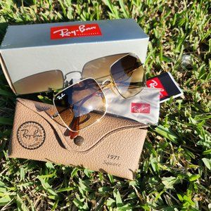 Ray-Ban Classic 1971 Square sunglasses